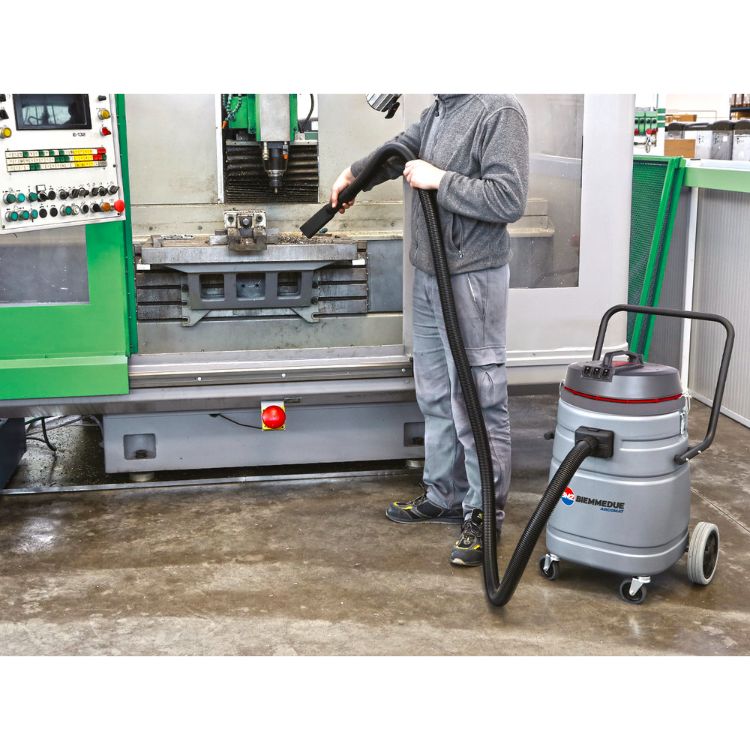 ASPIRADOR POLIPROPILENO C 2 MOTORES 2200W 65L BIEMMEDUE 3.jpg