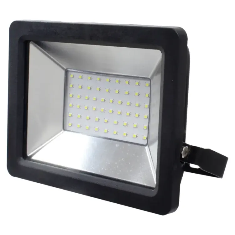 FOCO LED PORTATIL 50W 3750LM SAURIUM scaled 1.webp