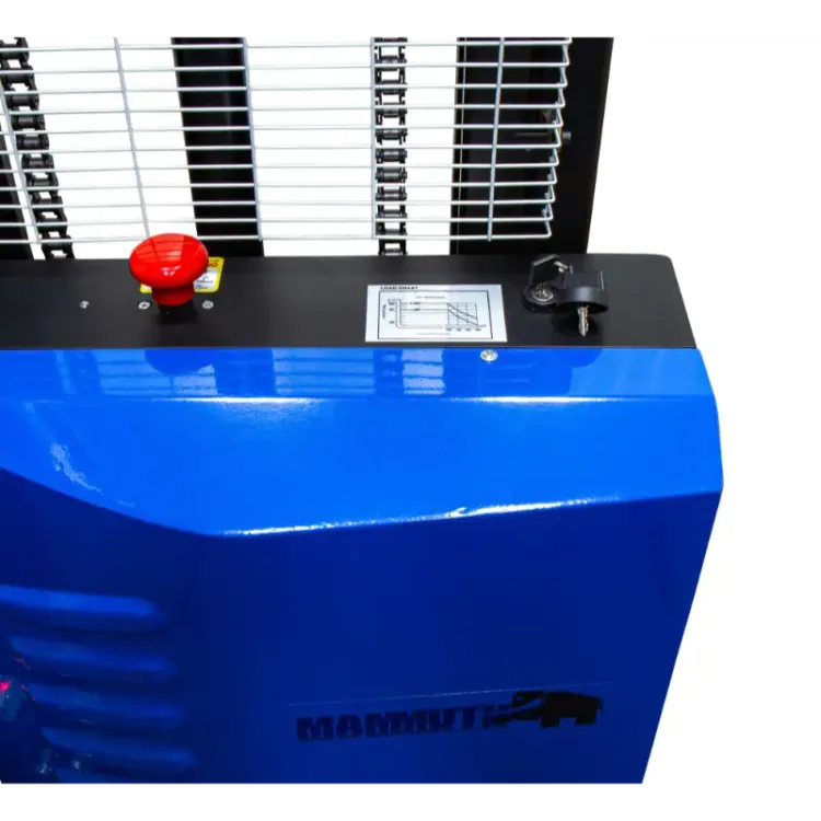 O EMPILHADOR ELECTRICO CAPAC. 1000 KG ELEV. 3000 MM 4 scaled 1.webp