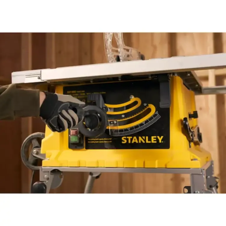 SERRA DE MESA 1.800W O254MM STANLEY 13 scaled 1.webp