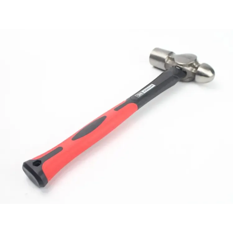MARTELO DE BOLA COM CABO FIBRA VIDRO TPR 48OZ MADER 3 scaled 1.webp
