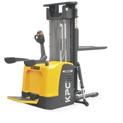 EMPILHADOR ELETRICO CDD20K 2000 KG 5600MM KPC scaled 1.webp