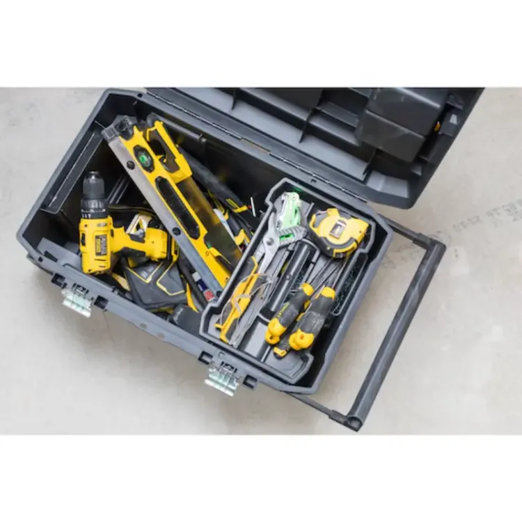 ARCA DE TRANSPORTE ESSENTIAL 50L STANLEY 4 scaled 1.webp
