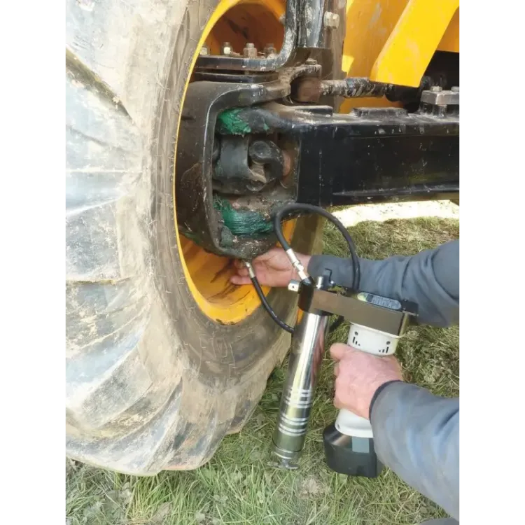 BOMBA DE MASSA 18V COM 1 BATERIA NI MH 9 scaled 1.webp