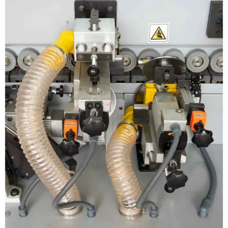 MAQUINA DE APLICACAO DE FITA DE BORDO KAM6ALL 400V 7 scaled 1.webp