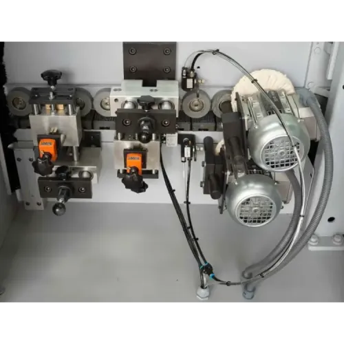 MAQUINA DE APLICACAO DE FITA DE BORDO KAM6ALL 400V 9 scaled 1.webp