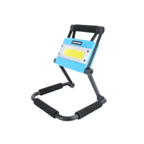 foco led portatil 20w mader 3 scaled 2.webp