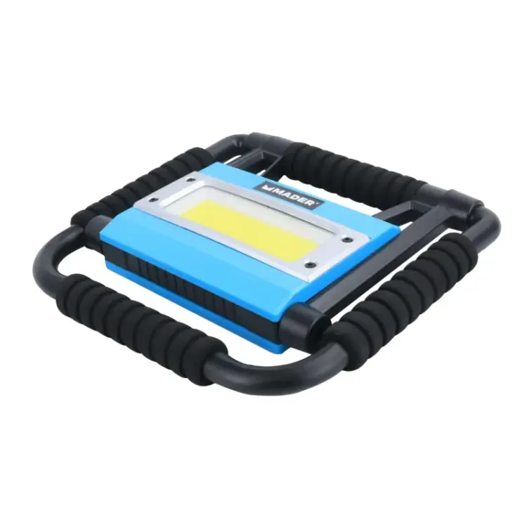 foco led portatil 20w mader 8 scaled 1.webp