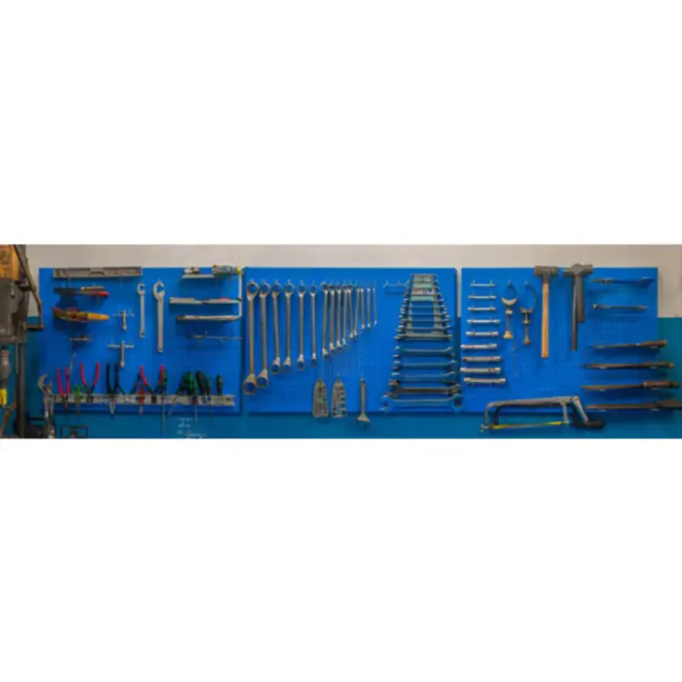 painel-perfurado-900-x-600-azul-simonrack-1-scaled-1.webp