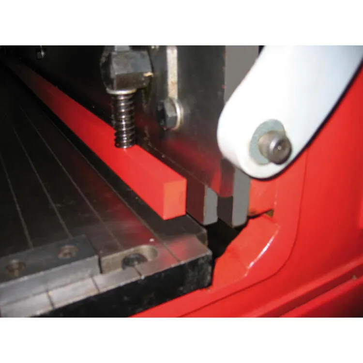 calandra-quinadeira-guilhotina-ubm1400-holzmann-chavevertical-com-1.webp