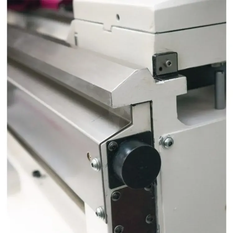torno-de-precisao-optimum-tz4v-chavevertical-com-1-scaled-1.webp